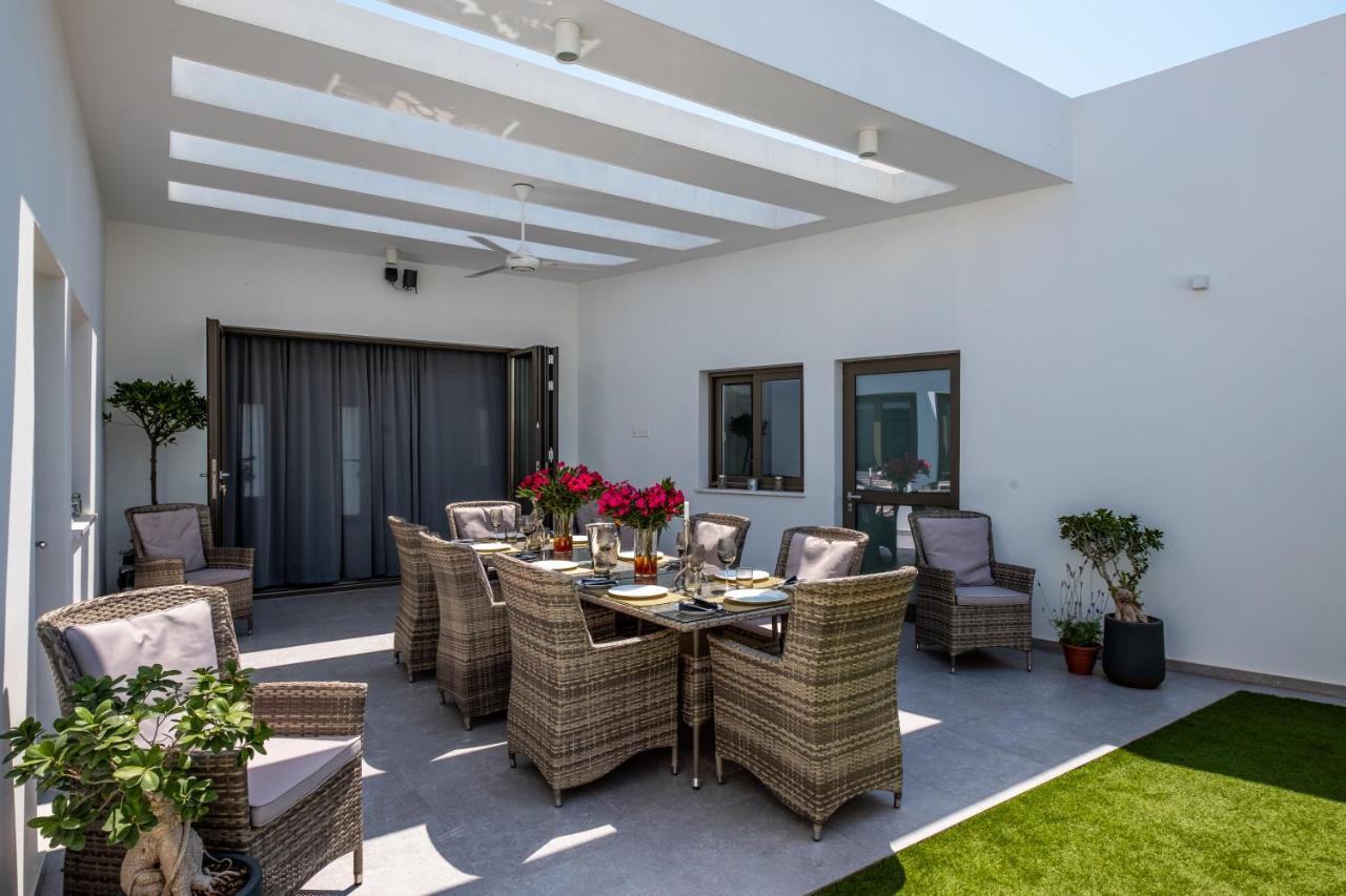 Rooms At Villa Amour Cyprus 沃罗里尼 外观 照片